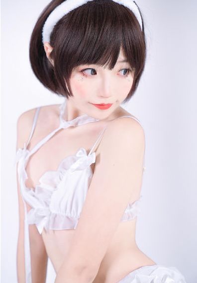 四虎影视最新_720免费全集观看