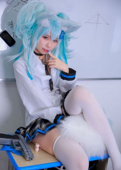 掀了裙子猛进揉她的胸电影_BD韩语免费观看超清